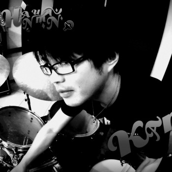 KAME (dr, percussions)